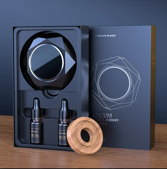 Diffuseur automatique d'arome pour voiture-( Un acheter 3 flocon d'arômes offrent)